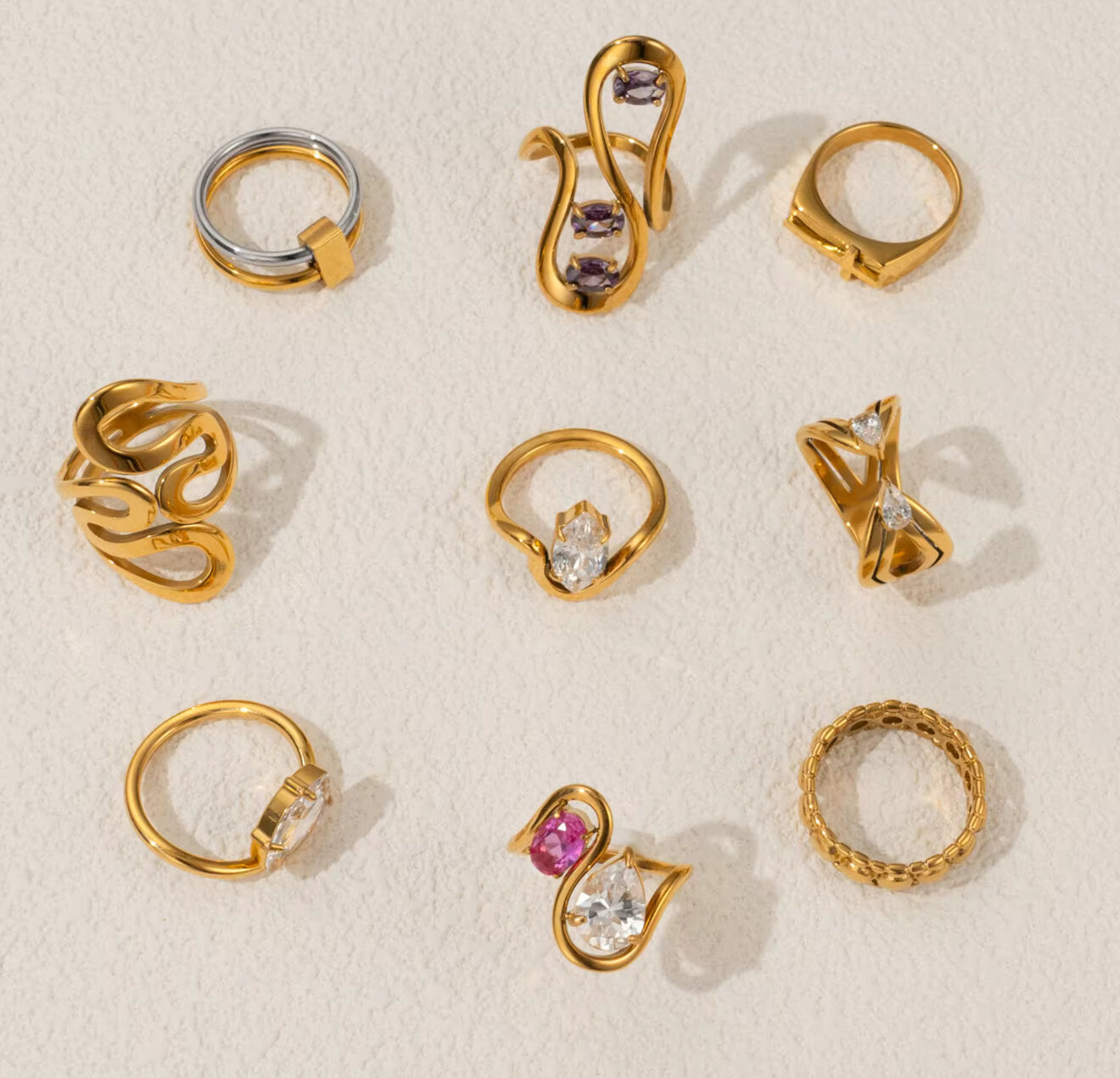 Amour Curve Ring
