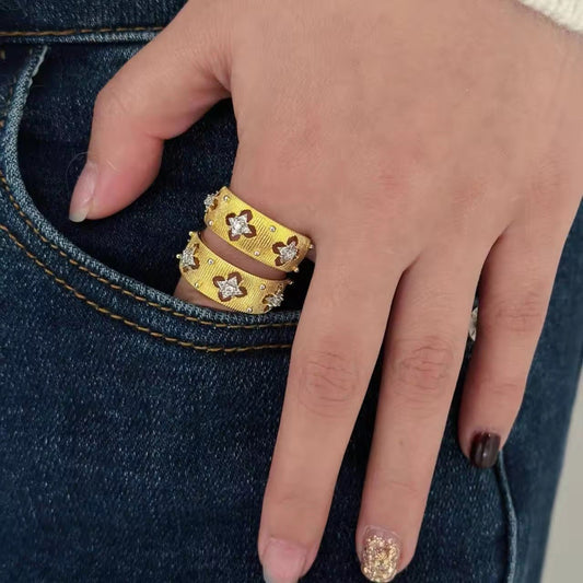 Star Line Ring - PINKXLUXE